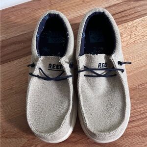 Reef boys shoes - beige canvas size 2